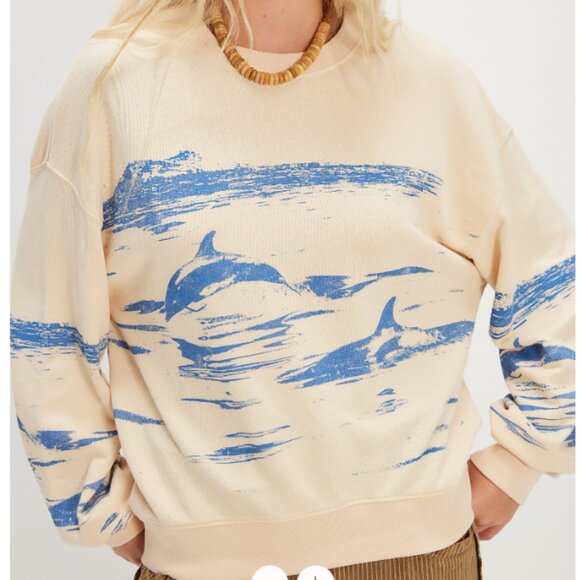 Free People Sweaters - Free People x Daydreamer Dolphin Oversized Sweatshirt Size SMALL